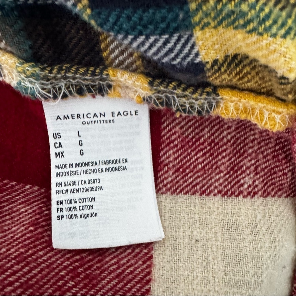 American Eagle Outfitters Cozy Cabin Cropped Flannel size Large - Picture 11 of 11